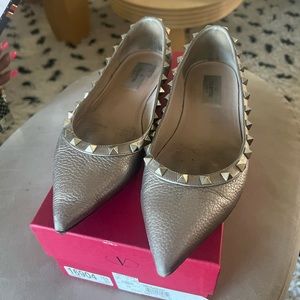 Classic Metalic Nude Flats